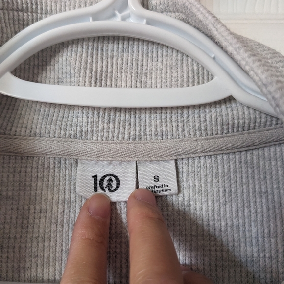 Tentree Sweater Bundle - Picture 4 of 10